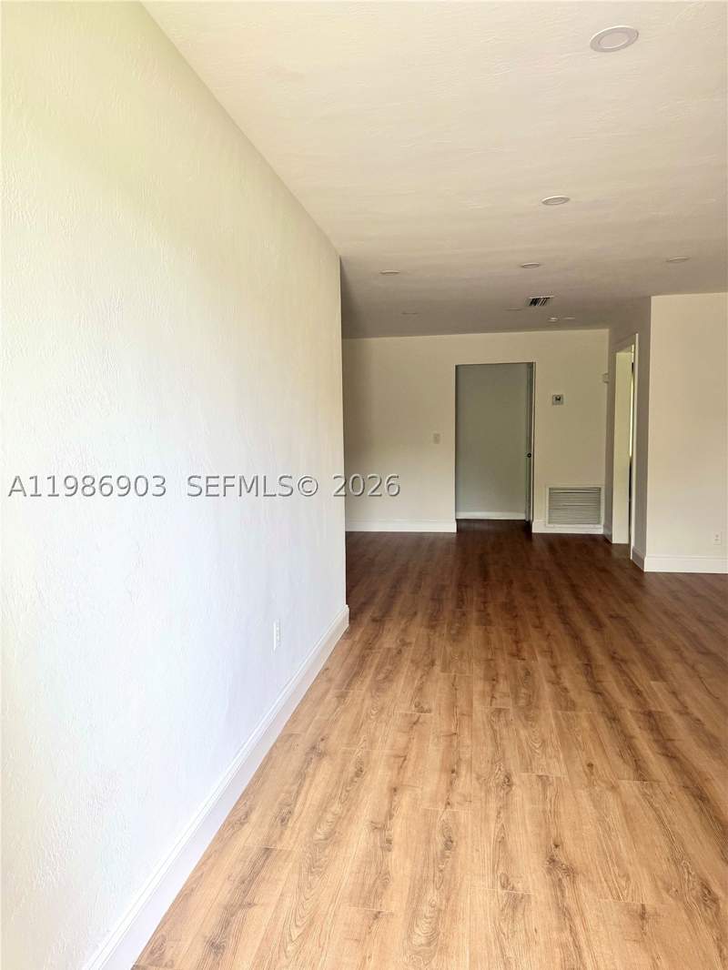 3 bedroom SingleFamilyResidence at 11201 NE 3rd Ave, Castilian Court, Miami — photo 3