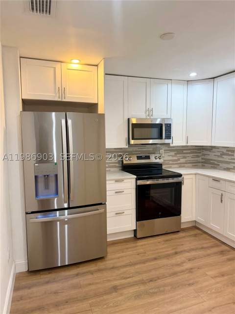 11201 NE 3rd Ave, Miami FL - photo 9 of 29