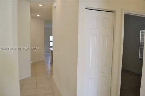 164 NE 23rd Ter, Homestead FL - photo 10 of 99