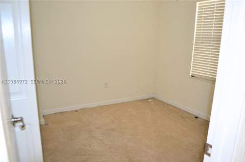 164 NE 23rd Ter, Homestead FL - photo 15 of 99