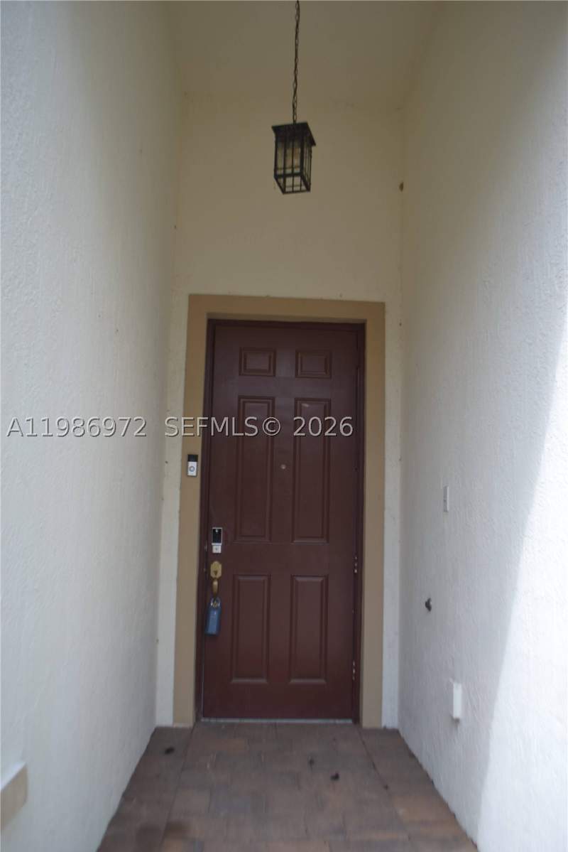 4 bedroom SingleFamilyResidence at 164 NE 23rd Ter, Barbados At Oasis, Homestead — photo 5