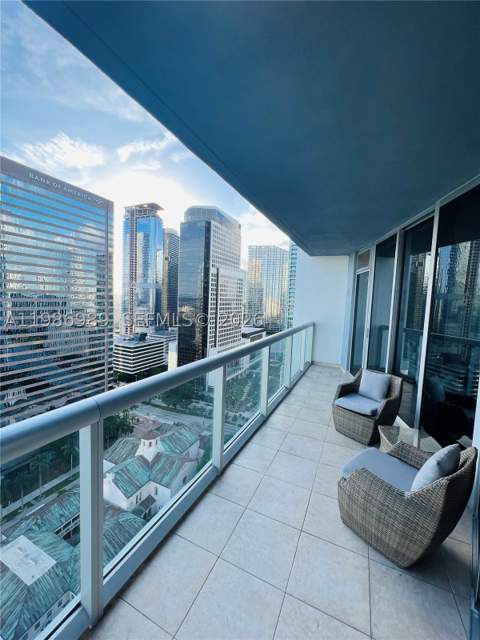 495 Brickell Ave 2707, Miami FL - photo 7 of 28