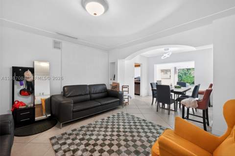 2131 Biarritz Dr, Miami Beach FL - photo 9 of 30