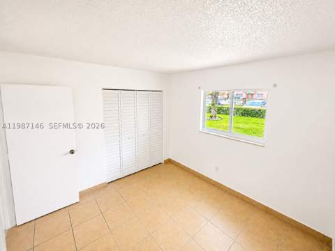 4050 NW 135th St 5-1, Opa Locka FL - photo 7 of 10