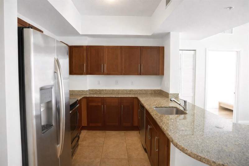 2 bedroom Condominium at 7275 SW 89th Street B410, Downtown Dadeland Condo No, Miami — photo 2