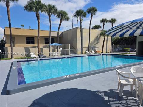 8615 NW 8th St 319, Miami FL - photo 6 of 22