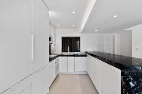 120 Jefferson Avenue, Miami Beach FL - photo 9 of 30