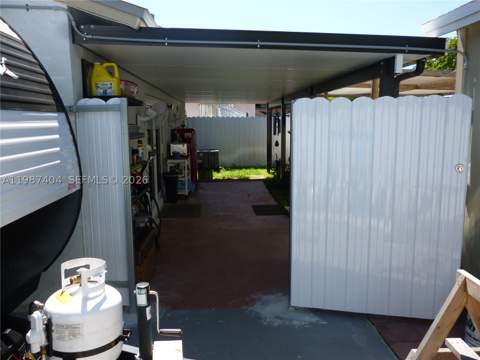 19372 SW 119th Ct, Miami FL - photo 11 of 35