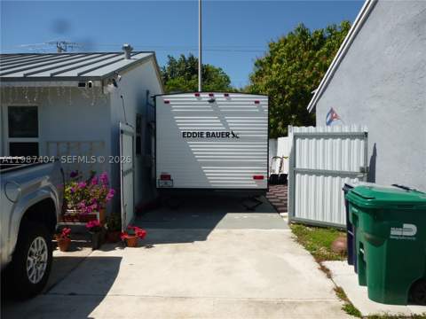 19372 SW 119th Ct, Miami FL - photo 12 of 35