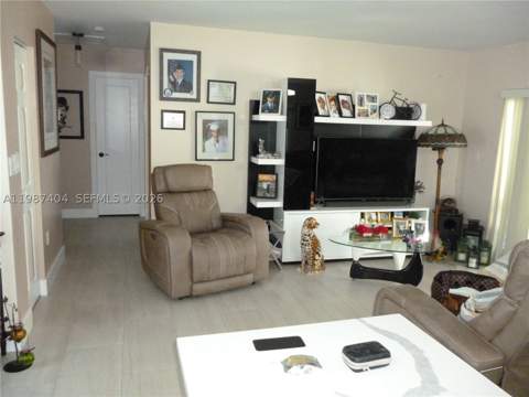 19372 SW 119th Ct, Miami FL - photo 19 of 35