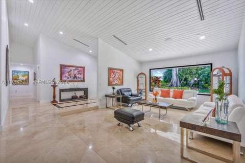 10126 SW 93rd Pl, Miami FL - photo 6 of 27