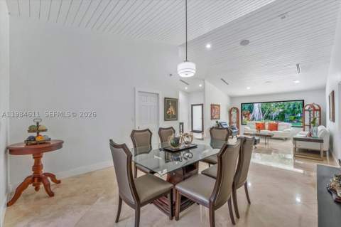 10126 SW 93rd Pl, Miami FL - photo 7 of 27