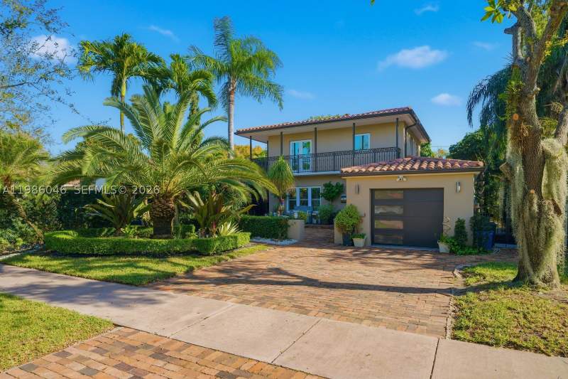 3 bedroom SingleFamilyResidence at 430 Candia Ave, C Gab Country Club Sec 6, Coral Gables — photo 2