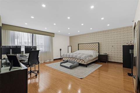 10175 Collins Ave 1207, Bal Harbour FL - photo 10 of 42