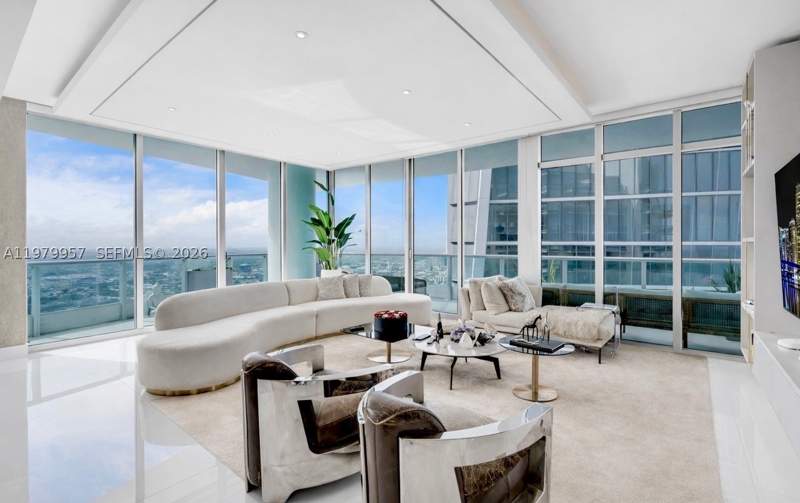 3 bedroom Condominium at 900 Biscayne Blvd PH6109, 900 BISCAYNE BAY CONDO, Miami — photo 4
