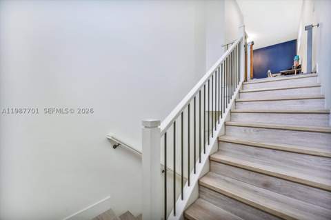 4346 NW 81st Ave, Doral FL - photo 11 of 49