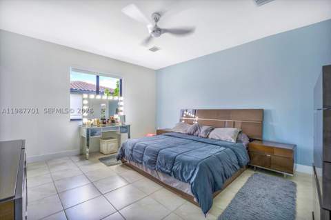 4346 NW 81st Ave, Doral FL - photo 17 of 49