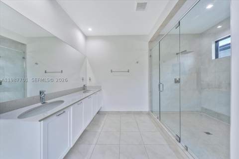 4346 NW 81st Ave, Doral FL - photo 19 of 49