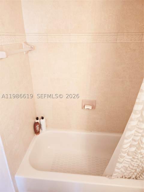 1650 Coral Way 702, Miami FL - photo 10 of 40