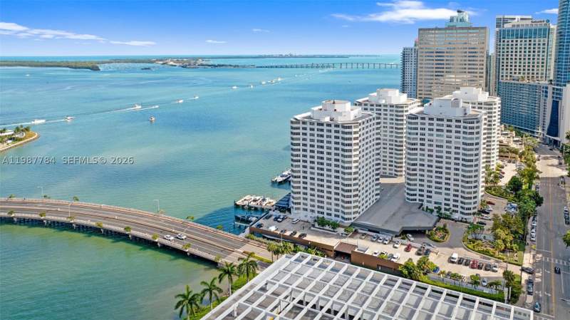 2 bedroom Condominium at 801 Brickell Bay Dr 361, Four Ambassadors Condo, Miami — photo 5