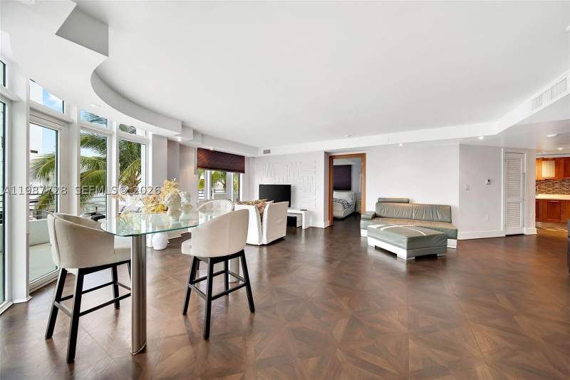 2 bedroom Condominium at 448 Ocean Dr 302, Ocean Five Condo, Miami Beach — photo 5