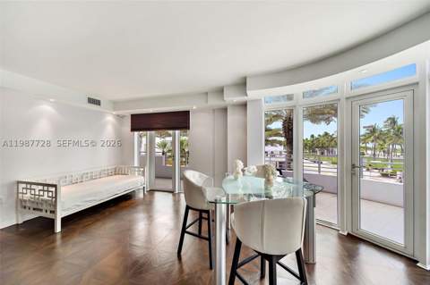 448 Ocean Dr 302, Miami Beach FL - photo 7 of 23