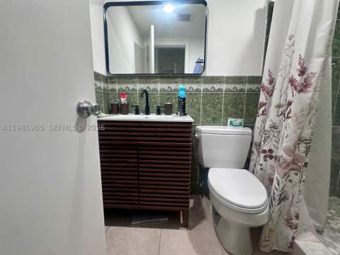 2385 NW 11th St B16, Miami FL - photo 6 of 12