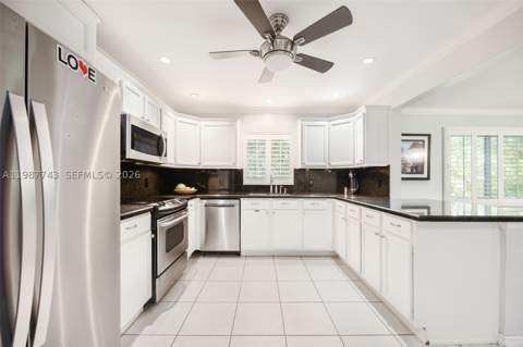809 Angelo Ave, Coral Gables FL - photo 6 of 25