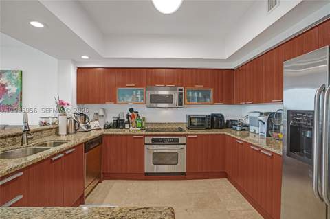 14951 Royal Oaks Ln 803, North Miami FL - photo 10 of 40