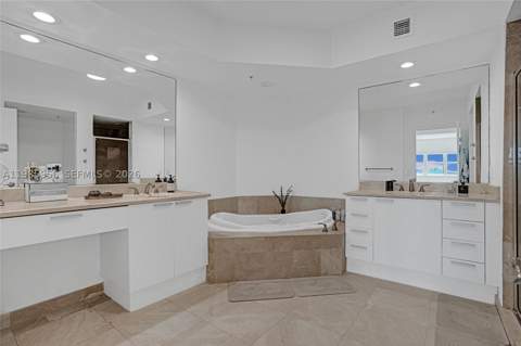 14951 Royal Oaks Ln 803, North Miami FL - photo 20 of 40