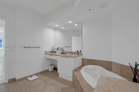 14951 Royal Oaks Ln 803, North Miami FL - photo 21 of 40