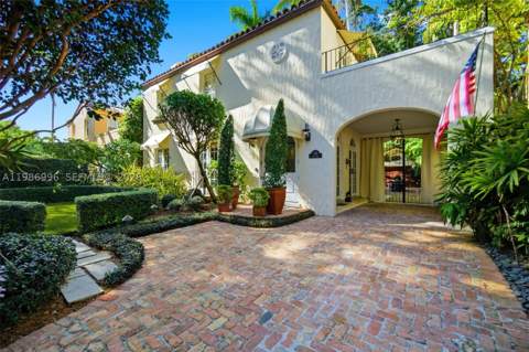 1231 Catalonia Ave, Coral Gables FL - photo 13 of 71