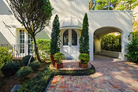 1231 Catalonia Ave, Coral Gables FL - photo 14 of 71