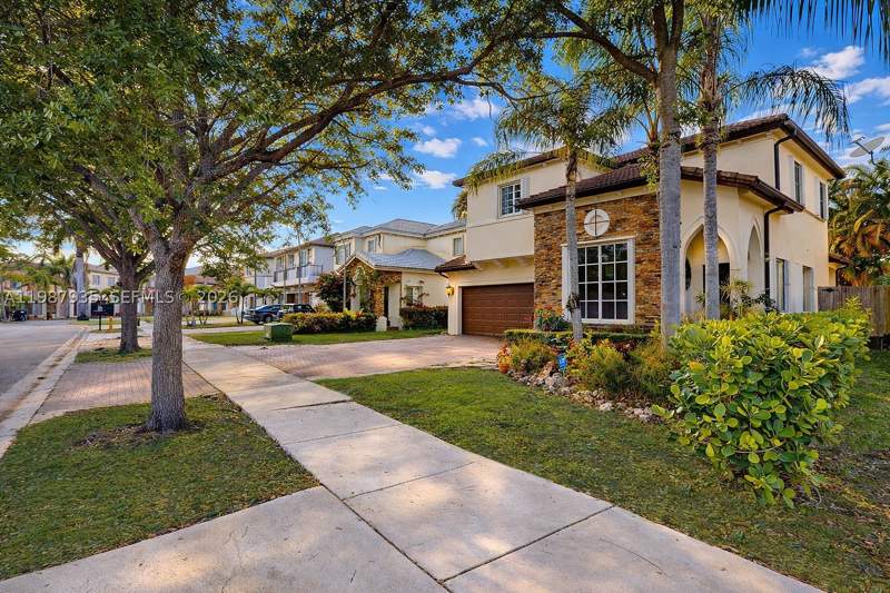 4 bedroom SingleFamilyResidence at 16479 SW 50th Ter, Laroc Estates, Miami — photo 3