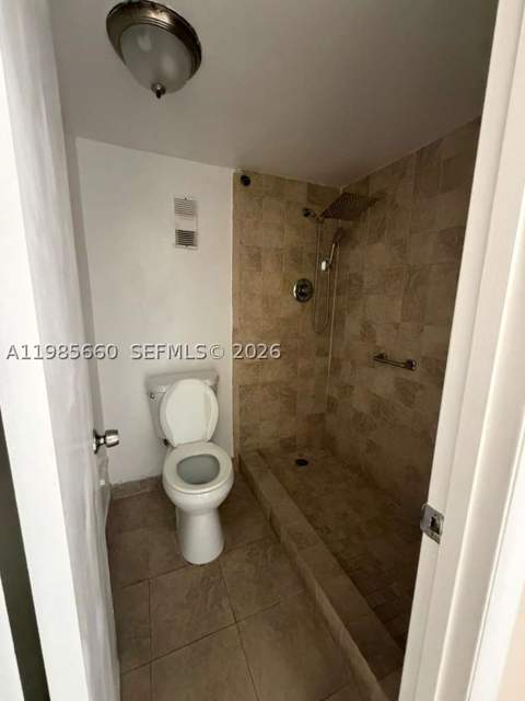 9180 Fontainebleau Blvd 401, Miami FL - photo 11 of 12