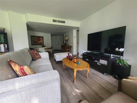 3475 N Country Club Dr 202, Aventura FL - photo 8 of 23