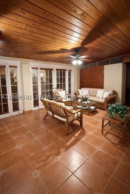 4 bedroom SingleFamilyResidence at 16236 SW 100th Ter, Forest Lakes Gardens Sec, Miami — photo 5