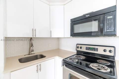 1990 Marseille Dr 402, Miami Beach FL - photo 10 of 45