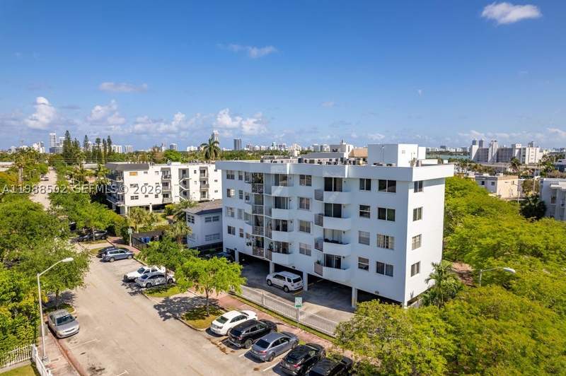 2 bedroom Condominium at 1990 Marseille Dr 402, Lisette Condo, Miami Beach — photo 3