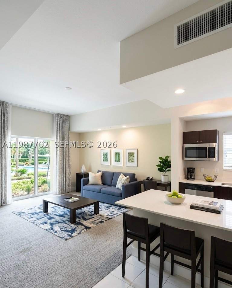 1 bedroom Condominium at 5300 NW 87th Ave 1109, The Blue A Resort Hotel C, Doral — photo 4