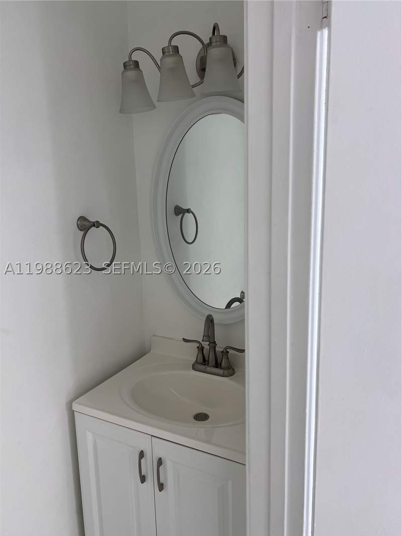 2 bedroom Condominium at 2750 W 76th St 208, Terrazas Del Sol Condo, Hialeah — photo 5