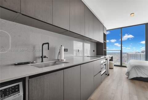 20 NE 11th St 3603A, Miami FL - photo 10 of 22