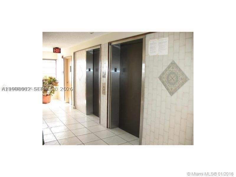 1 bedroom Condominium at 9688 Fontainebleau Blvd 205, Golfview Cl Fontainbl Pk, Miami — photo 2
