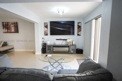 333 Ives Dairy Rd A33306, Miami FL - photo 7 of 20