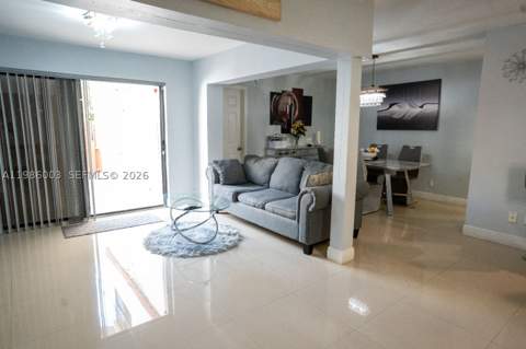 333 Ives Dairy Rd A33306, Miami FL - photo 8 of 20