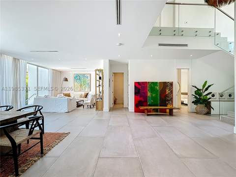 561 Warren Ln, Key Biscayne FL - photo 11 of 30