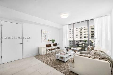 5875 Collins Ave 906, Miami Beach FL - photo 10 of 20
