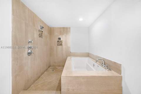 5875 Collins Ave 906, Miami Beach FL - photo 18 of 20
