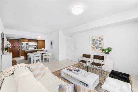 5875 Collins Ave 906, Miami Beach FL - photo 8 of 20