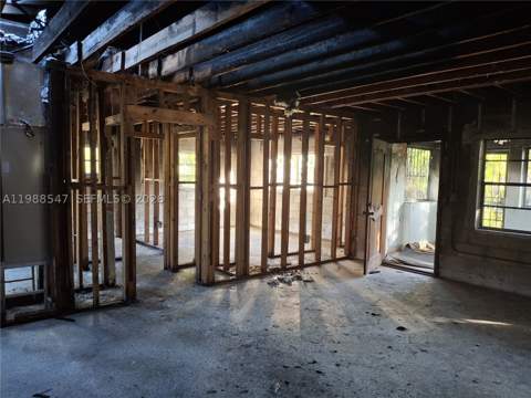 1561 NW 131st St, Miami FL - photo 18 of 44